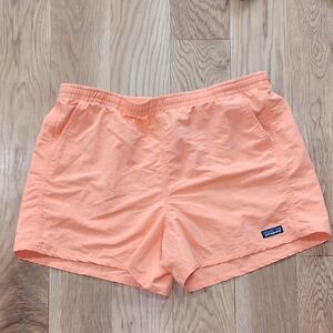 NEW Patagonia Women's 5" baggies Tigerlily Orange Shorts Coral